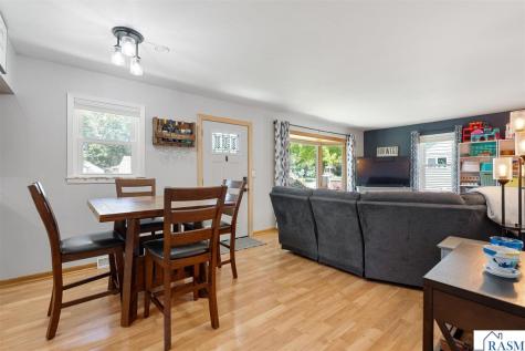 305 Le Sueur Avenue Eagle Lake MN 56024