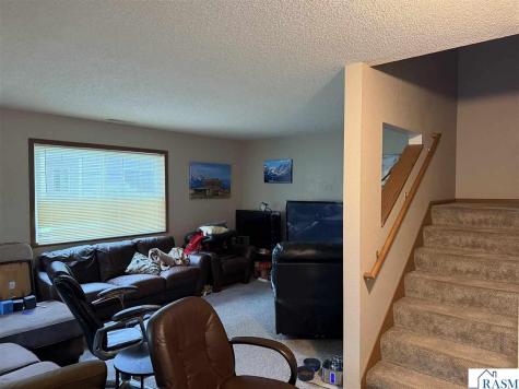 1622 Pleasant View Drive North Mankato MN 56003-2466