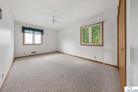 606 N 9th Street St. Peter MN 56082