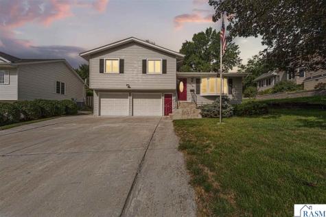 606 N 9th Street St. Peter MN 56082
