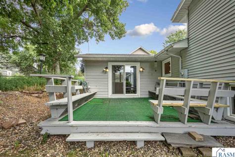 606 N 9th Street St. Peter MN 56082