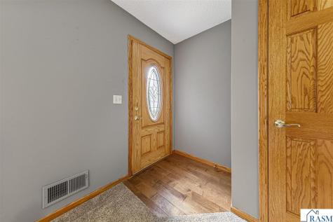 606 N 9th Street St. Peter MN 56082