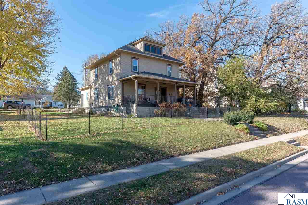 210 N Halladay Street Good Thunder MN 56037
