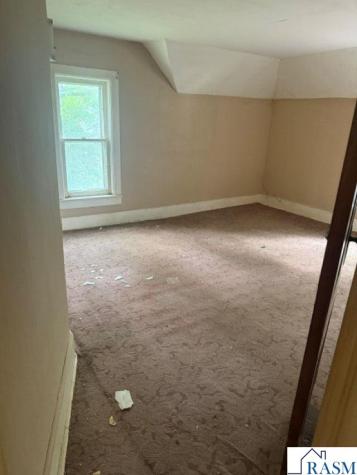 225 W Main Street St. Clair MN 56080