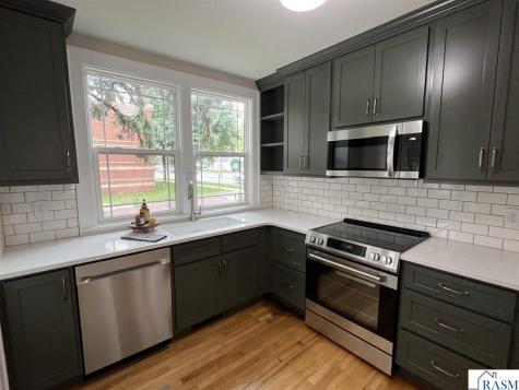 812 N Broadway Street New Ulm MN 56073