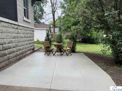 812 N Broadway Street New Ulm MN 56073