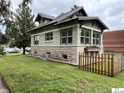 812 N Broadway Street New Ulm MN 56073
