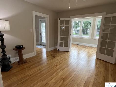 812 N Broadway Street New Ulm MN 56073