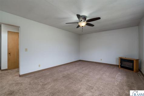 117 Jay Street Le Sueur MN 56058