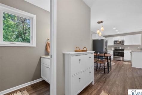 109 Peridot Court Mankato MN 56001
