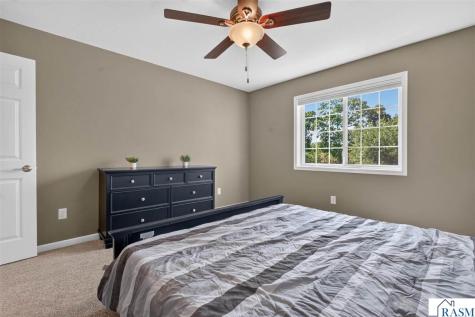 109 Peridot Court Mankato MN 56001