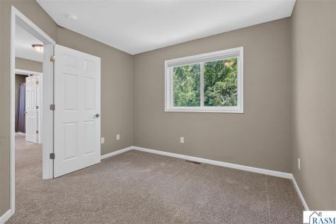 109 Peridot Court Mankato MN 56001