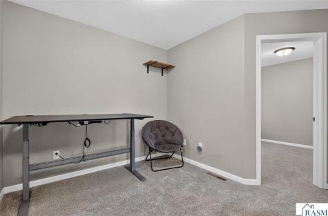 109 Peridot Court Mankato MN 56001