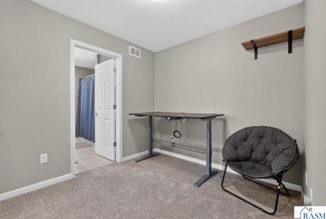 109 Peridot Court Mankato MN 56001