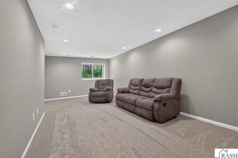 109 Peridot Court Mankato MN 56001