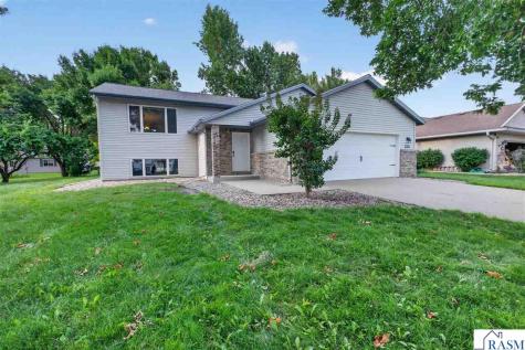 108 Celestine Circle Mankato MN 56001