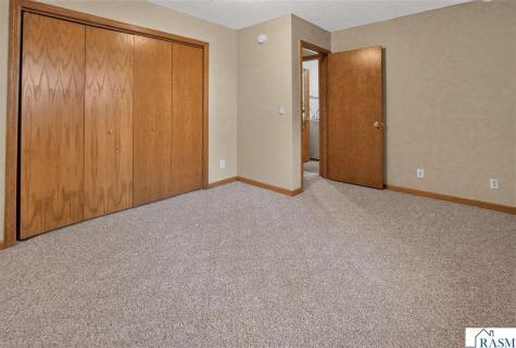 108 Celestine Circle Mankato MN 56001