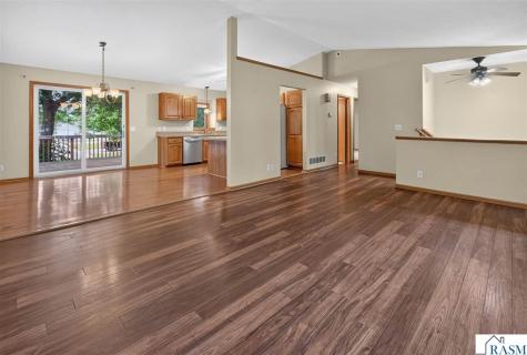 108 Celestine Circle Mankato MN 56001