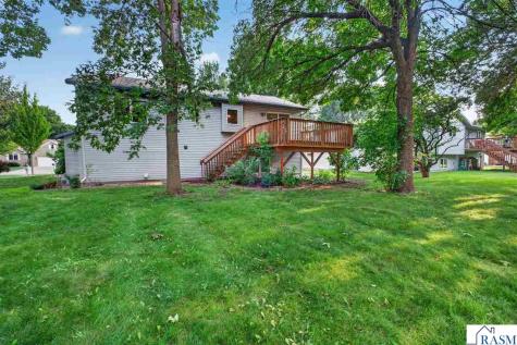 108 Celestine Circle Mankato MN 56001