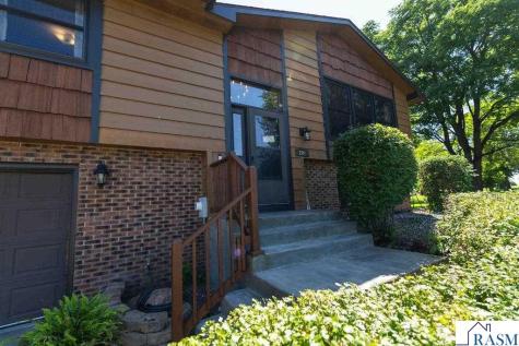 207 SW Maple Avenue Elysian MN 56028