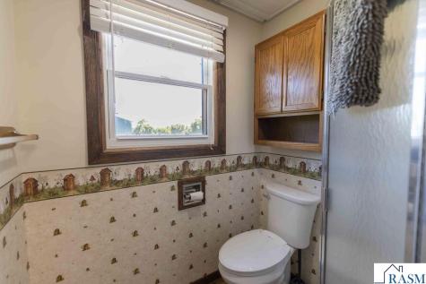 207 SW Maple Avenue Elysian MN 56028