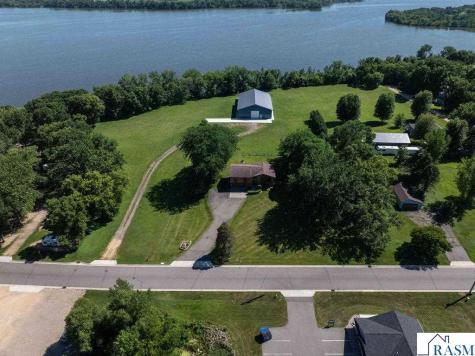 207 SW Maple Avenue Elysian MN 56028