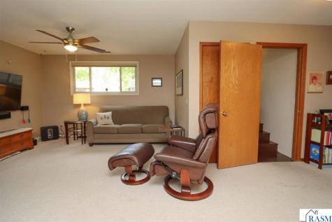 149 Mary Circle North Mankato MN 56003