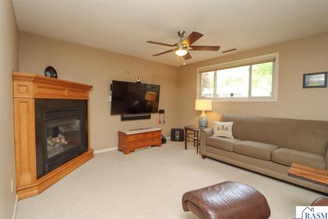149 Mary Circle North Mankato MN 56003