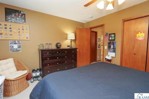 149 Mary Circle North Mankato MN 56003