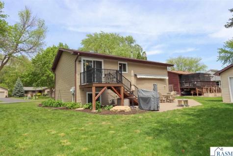 149 Mary Circle North Mankato MN 56003