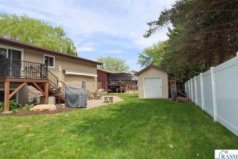 149 Mary Circle North Mankato MN 56003