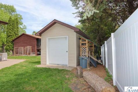 149 Mary Circle North Mankato MN 56003