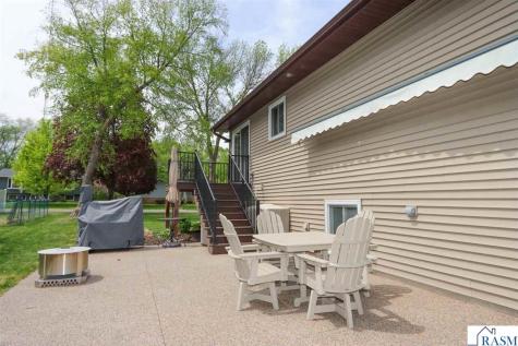 149 Mary Circle North Mankato MN 56003