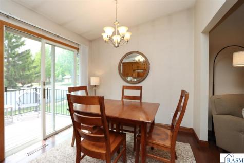 149 Mary Circle North Mankato MN 56003