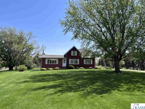 84777 State Highway 60 Madelia MN 56062
