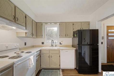 200 SE 1st Avenue Mapleton MN 56065