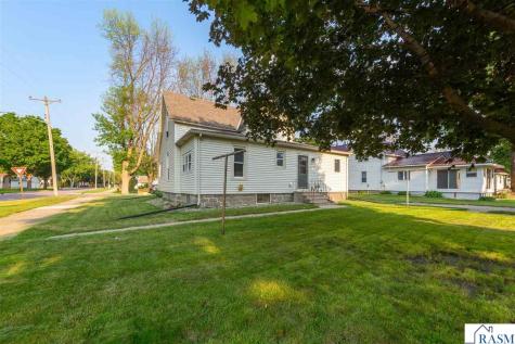 200 SE 1st Avenue Mapleton MN 56065