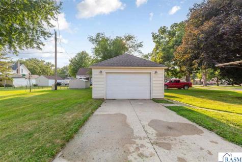 200 SE 1st Avenue Mapleton MN 56065