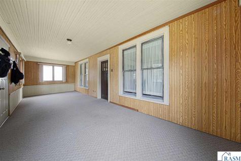 200 SE 1st Avenue Mapleton MN 56065