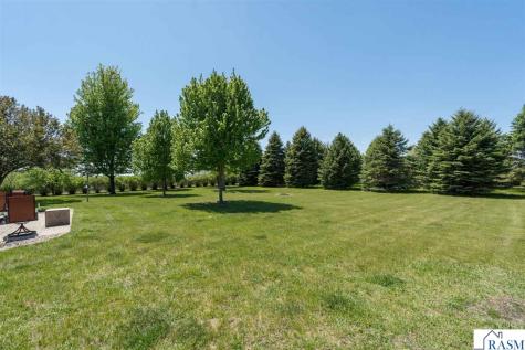 50792 Birch Bluff Drive North Mankato MN 56003