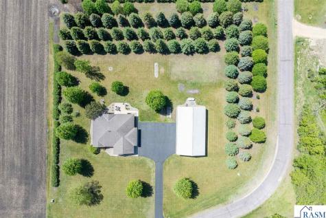 50792 Birch Bluff Drive North Mankato MN 56003