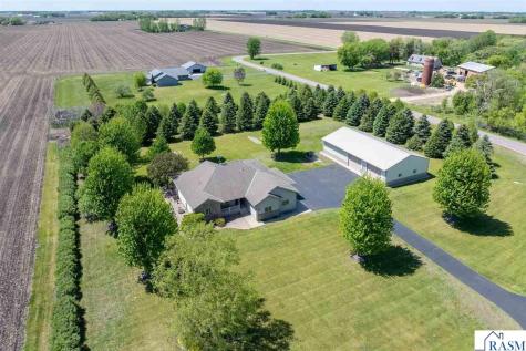 50792 Birch Bluff Drive North Mankato MN 56003