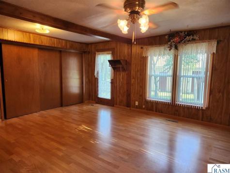 117 E Pleasant Street Garden City MN 56034