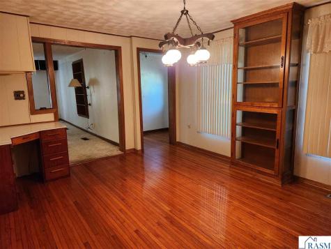 117 E Pleasant Street Garden City MN 56034