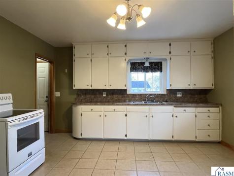 1006 4th Avenue South St. James MN 56081