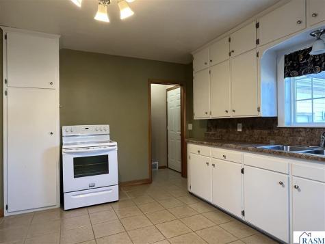 1006 4th Avenue South St. James MN 56081