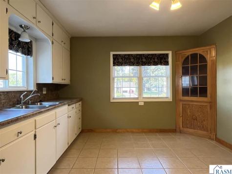 1006 4th Avenue South St. James MN 56081