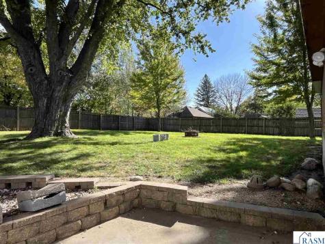 1006 4th Avenue South St. James MN 56081