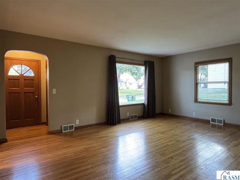 1006 4th Avenue South St. James MN 56081