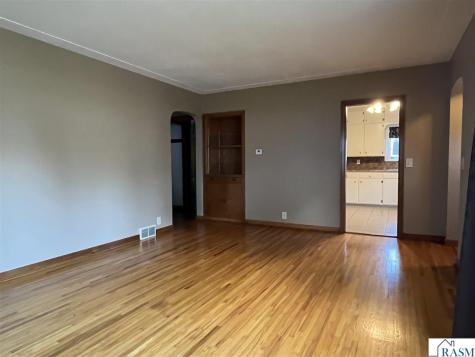 1006 4th Avenue South St. James MN 56081